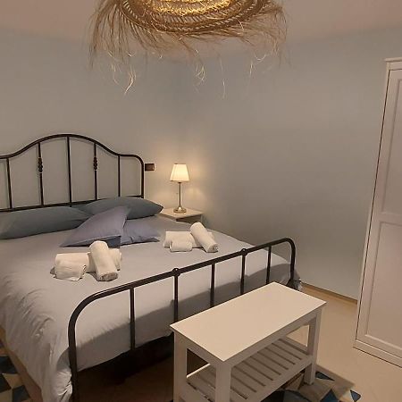 Casa Jo Bed & Breakfast Bari Bagian luar foto